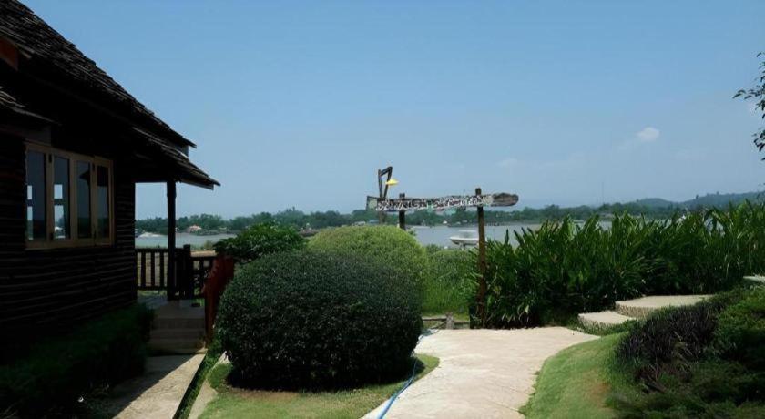Gin'S Greenery Resort Chiang Saen Exterior photo